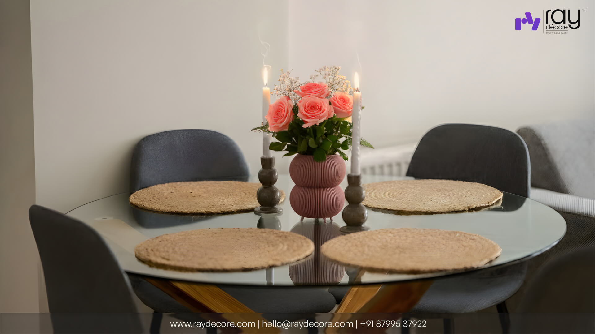 valentines day dining room decor​ ideas at home with a dining table decorated with mats, candles and Ray Decore vase